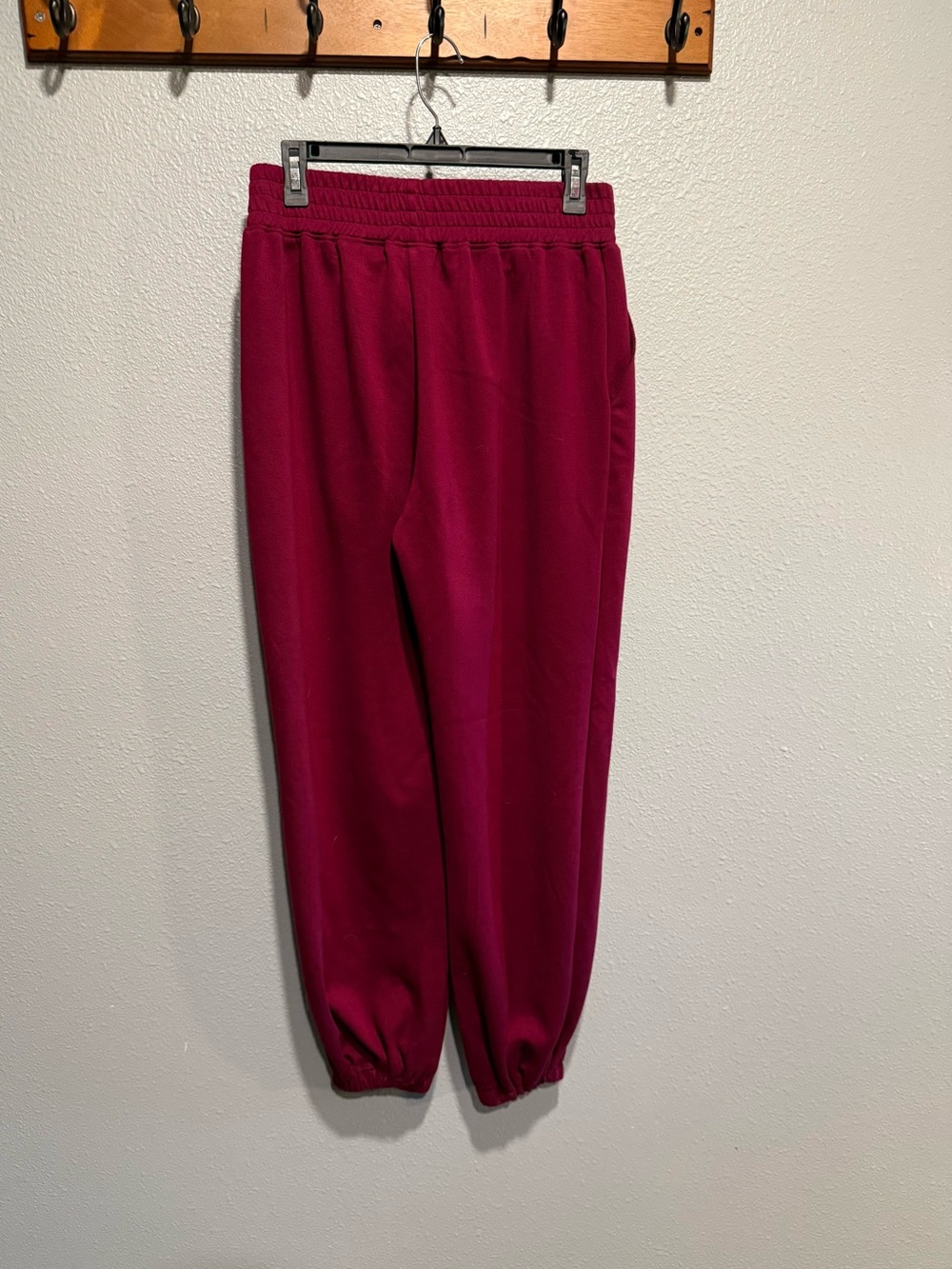 Umgee Women’s Medium Burgundy Joggers
